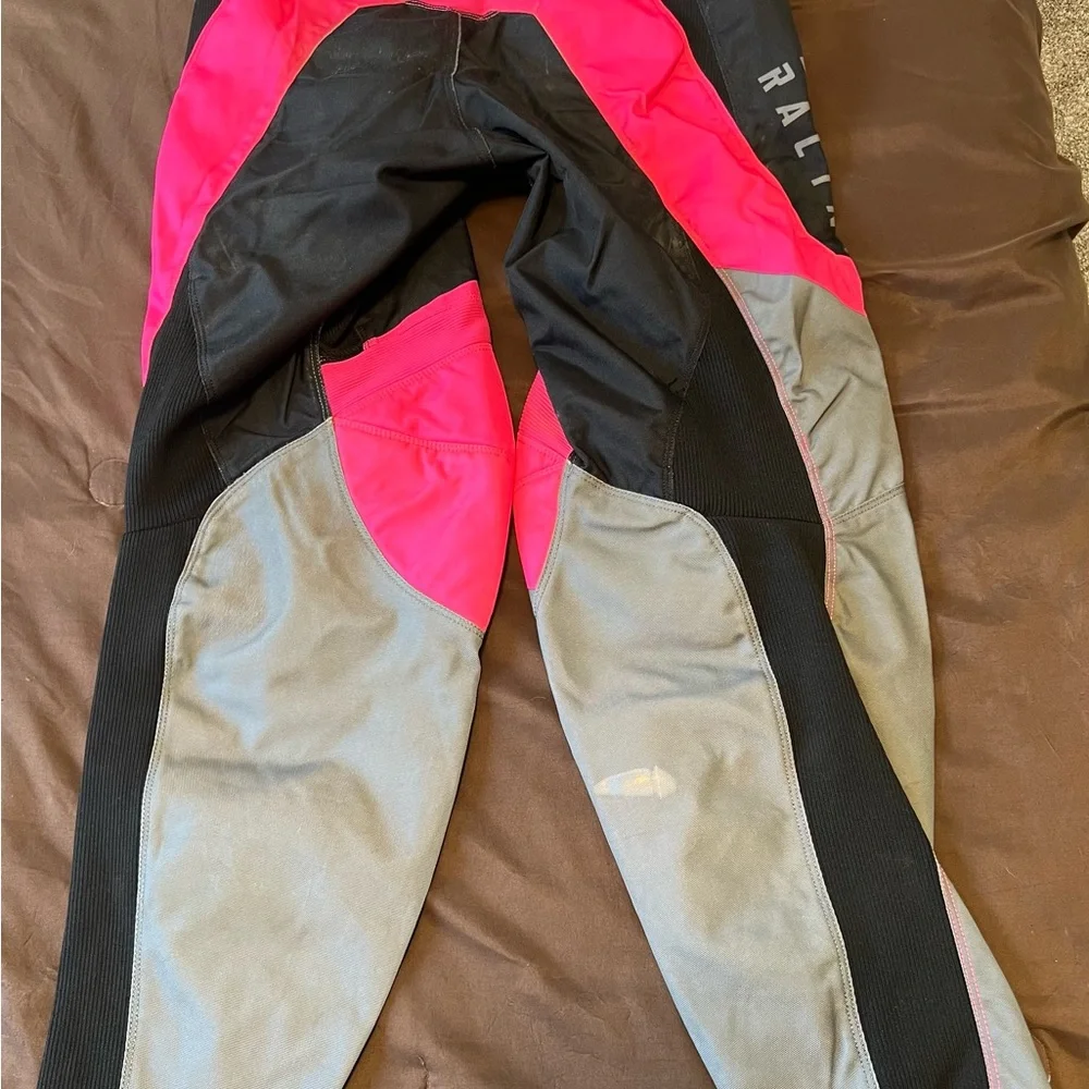 Fly Racing Riding Pants - Size 36 - Picture 2 of 4